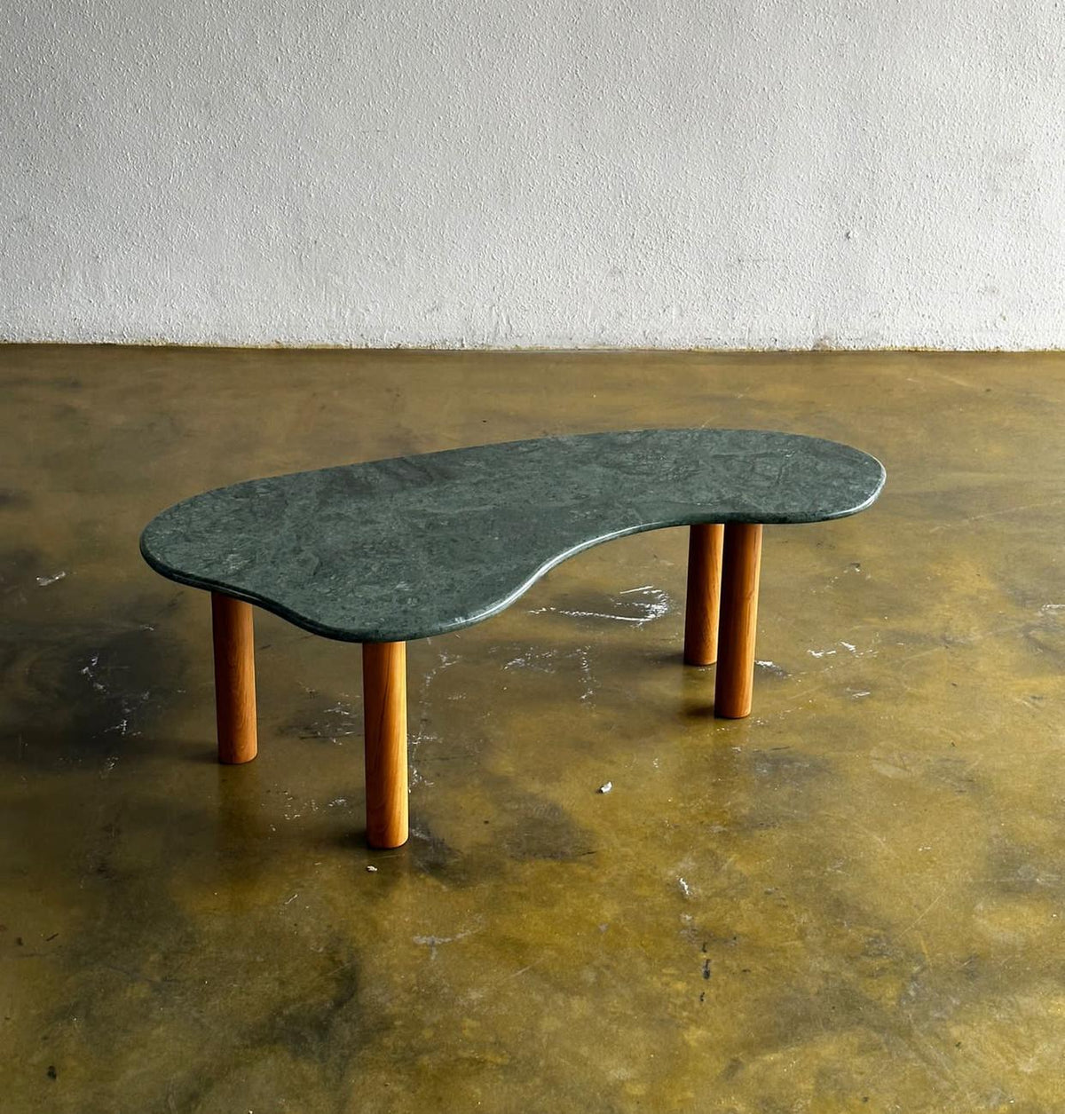 Puddle Coffee Table – Gamar Furniture