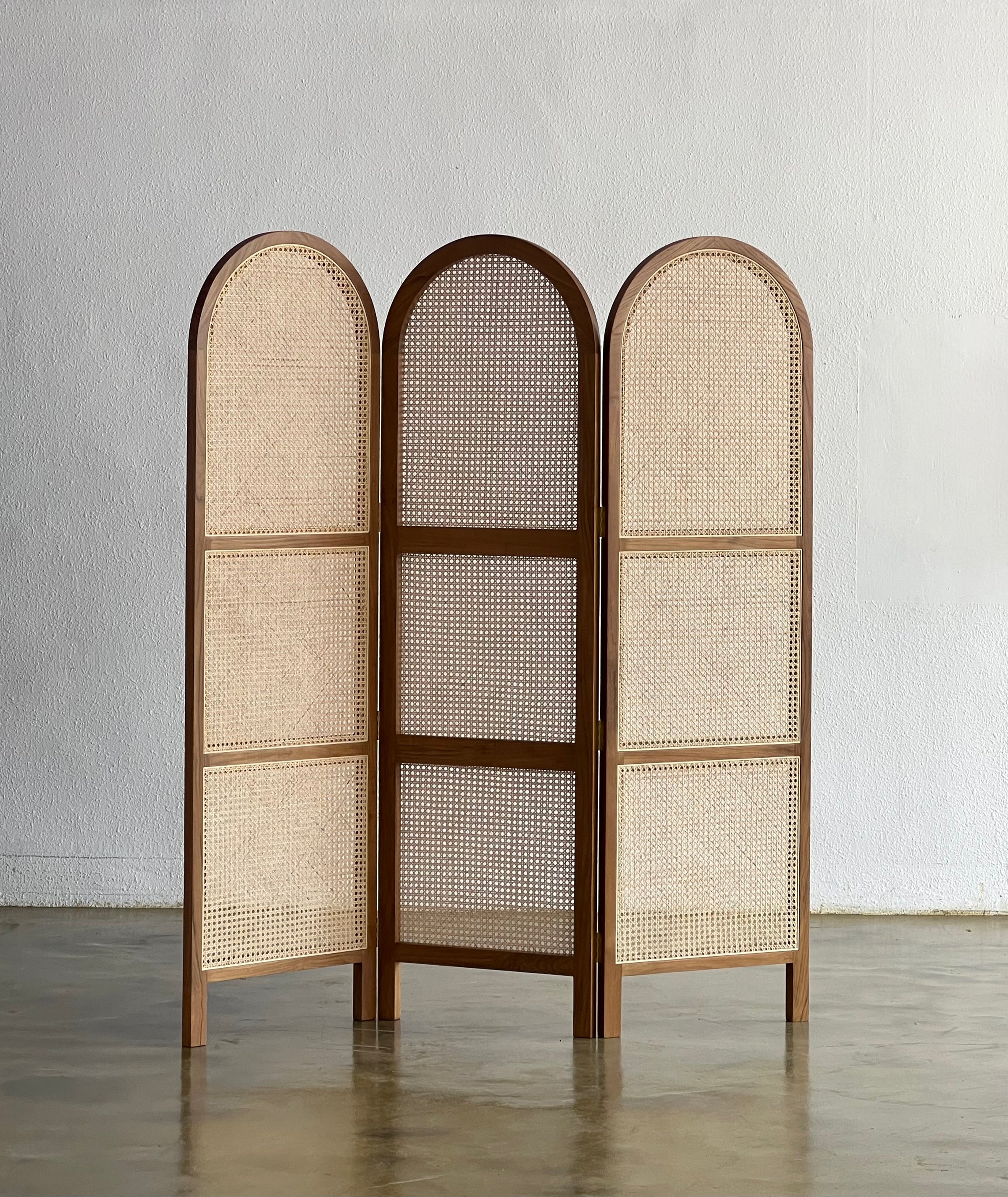 Screens – Gamar Furniture